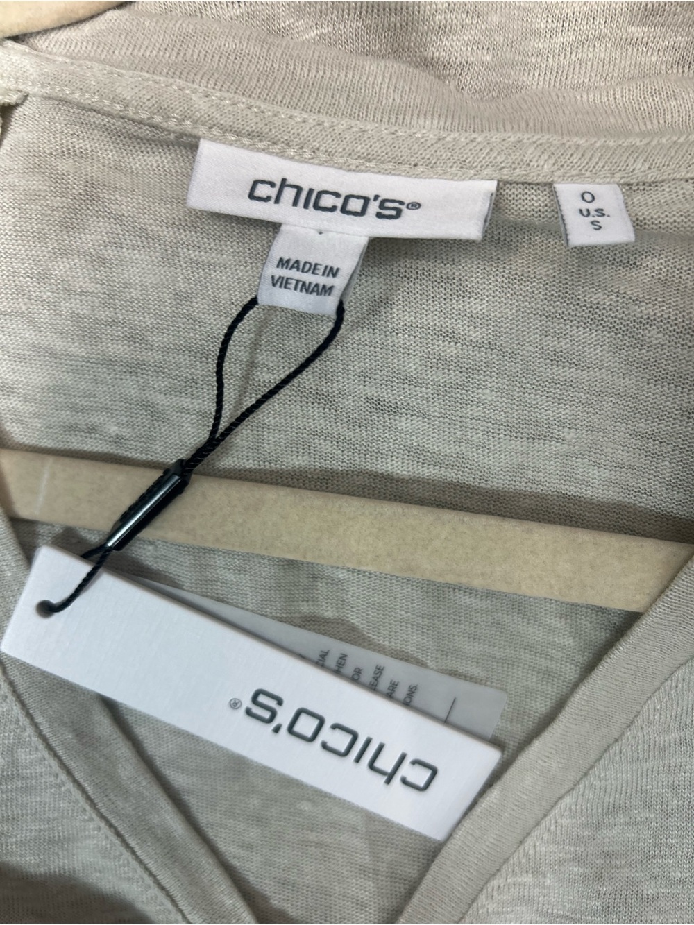 Chico's Cream Crochet-Sleeve V-Neck Tee - Picture 10 of 12